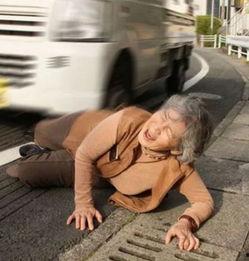 网红可爱搞笑老奶奶照片,笑翻网友！可爱搞笑老奶奶萌态照片走红网络